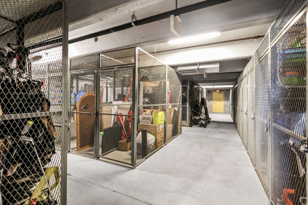 Active With Contract: $685,000 (2 beds, 3 baths, 1852 Square Feet)