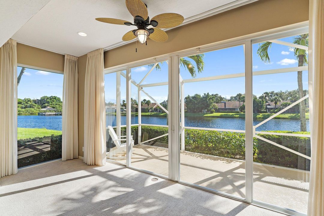 For Sale: $1,200,000 (3 beds, 2 baths, 2033 Square Feet)