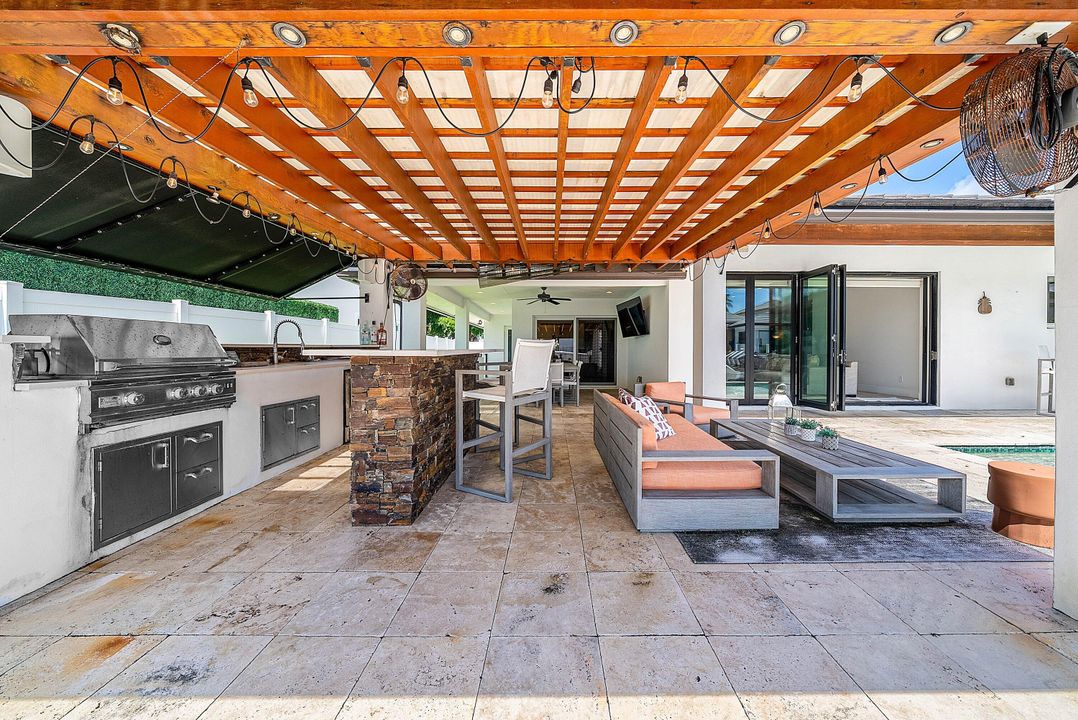 待售: $3,495,000 (4 贝兹, 3 浴室, 2931 平方英尺)