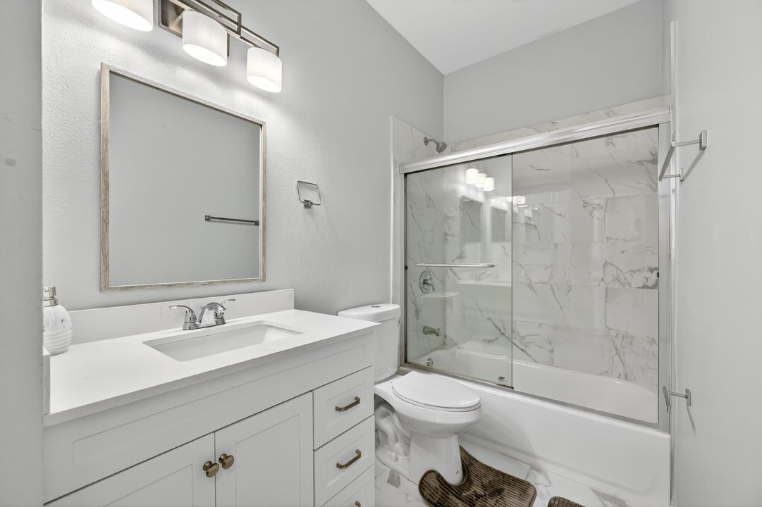 Под контрактом: $570,000 (5 спален, 3 ванн, 2889 Квадратных фут)