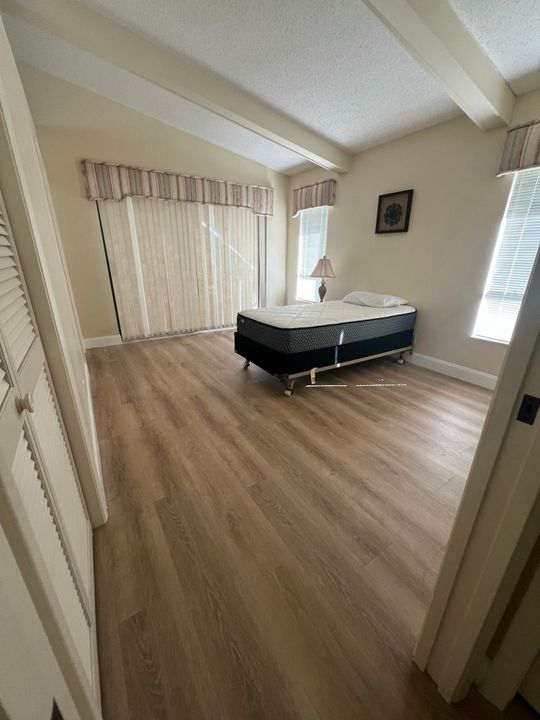 Active With Contract: $3,100 (3 beds, 2 baths, 2108 Square Feet)