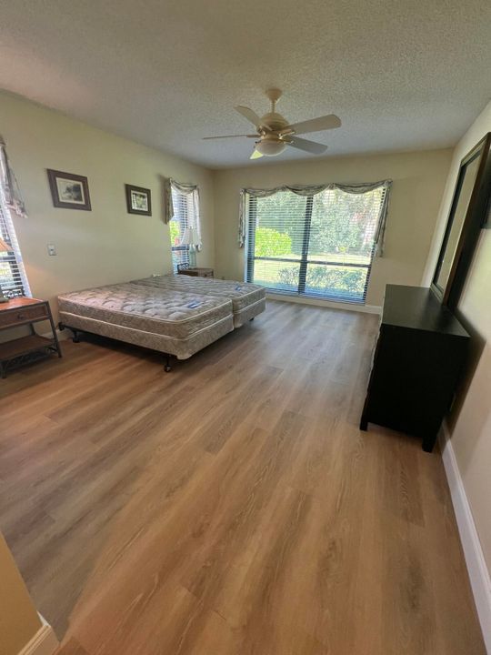 Active With Contract: $3,100 (3 beds, 2 baths, 2108 Square Feet)