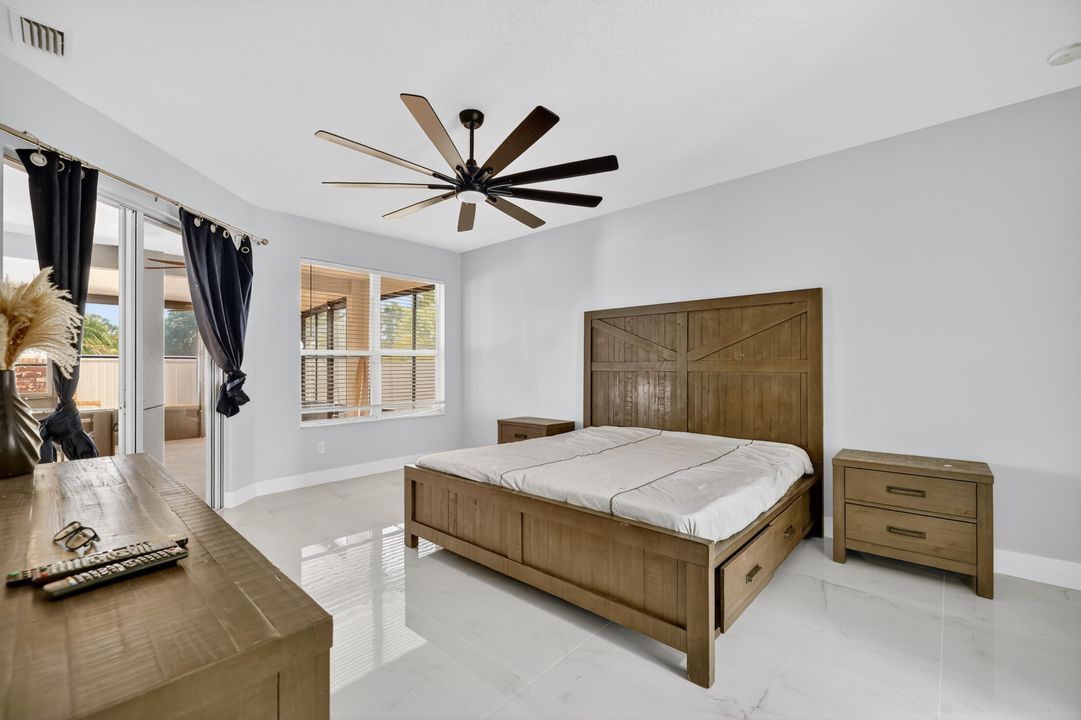 Под контрактом: $570,000 (5 спален, 3 ванн, 2889 Квадратных фут)