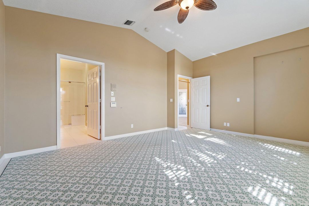 For Sale: $1,200,000 (3 beds, 2 baths, 2033 Square Feet)