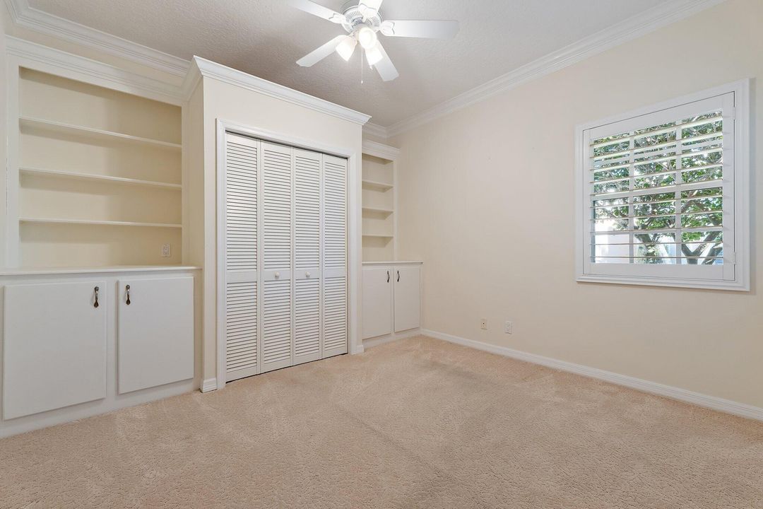 For Sale: $1,200,000 (3 beds, 2 baths, 2033 Square Feet)