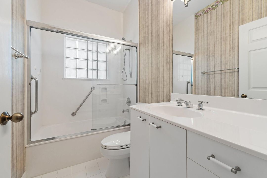 For Sale: $1,200,000 (3 beds, 2 baths, 2033 Square Feet)