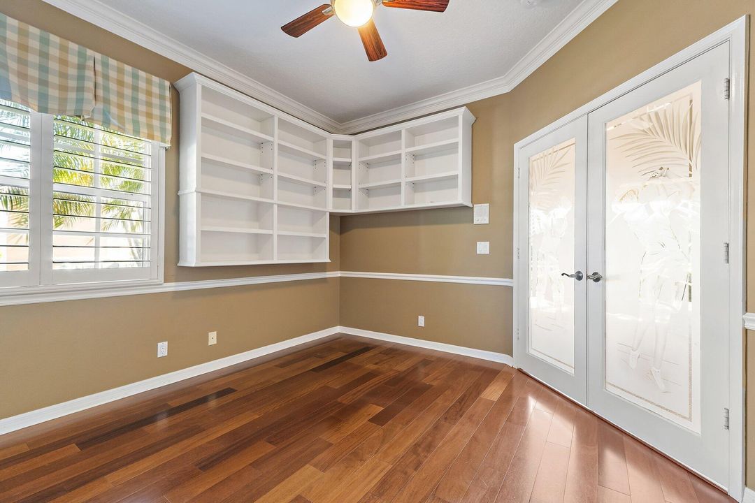 For Sale: $1,200,000 (3 beds, 2 baths, 2033 Square Feet)