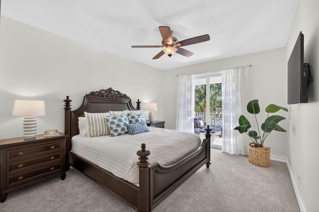 For Sale: $1,170,000 (3 beds, 3 baths, 1792 Square Feet)