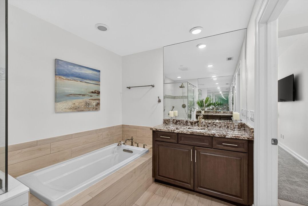 For Sale: $1,170,000 (3 beds, 3 baths, 1792 Square Feet)