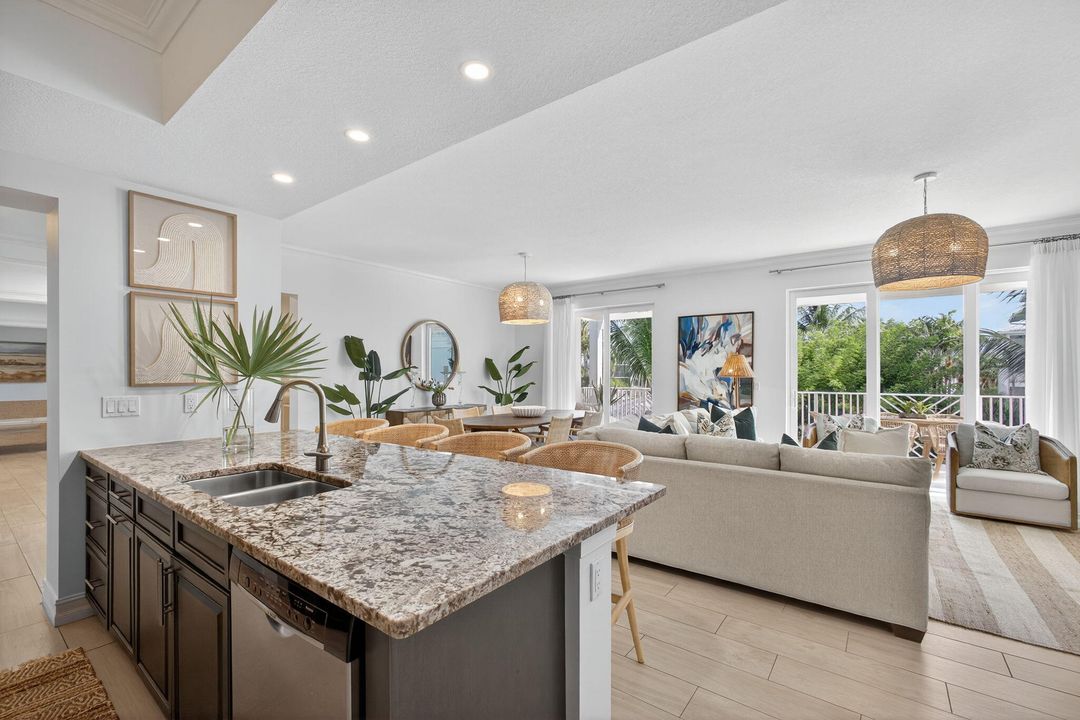 For Sale: $1,170,000 (3 beds, 3 baths, 1792 Square Feet)