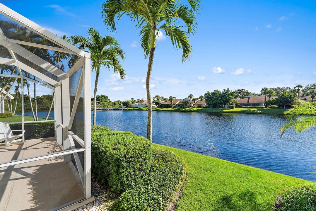 For Sale: $1,200,000 (3 beds, 2 baths, 2033 Square Feet)