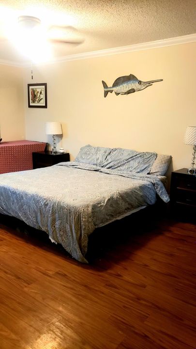 For Sale: $217,000 (3 beds, 2 baths, 1411 Square Feet)