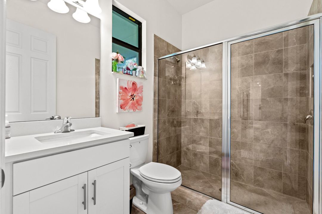 待售: $899,500 (4 贝兹, 4 浴室, 3600 平方英尺)