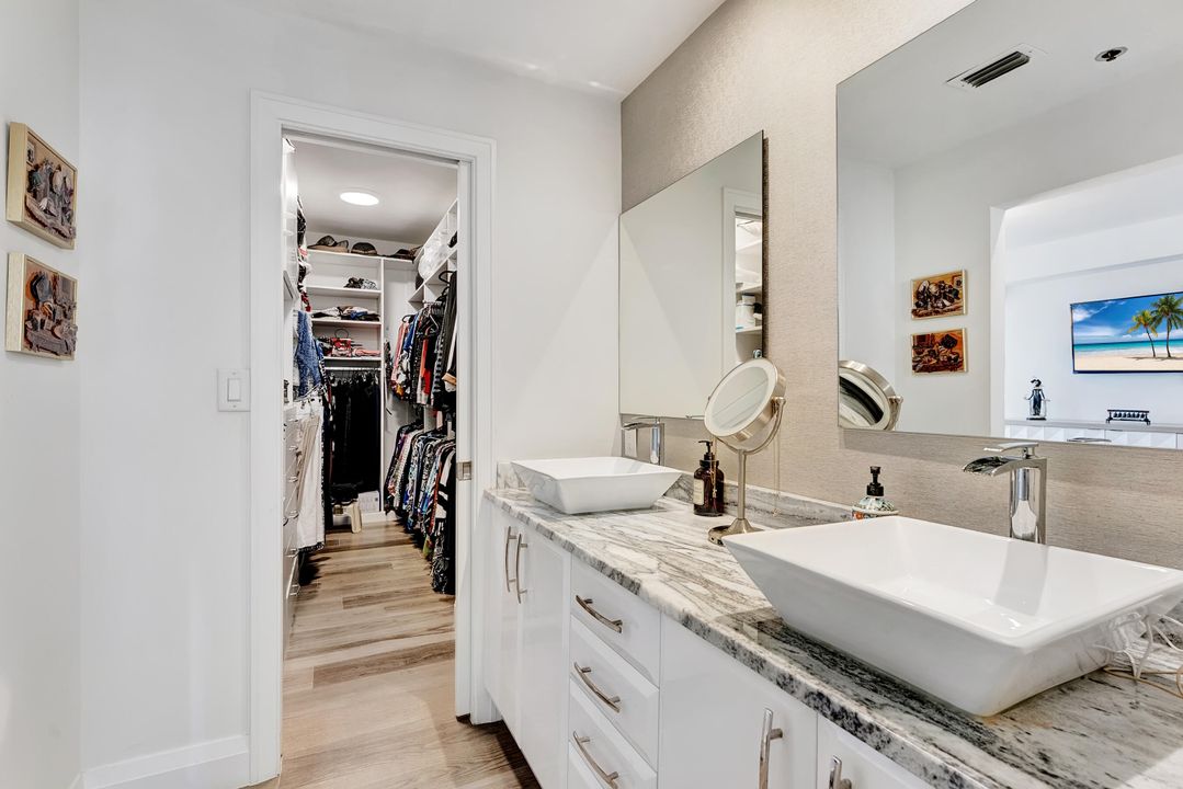 Activo con contrato: $800,000 (3 camas, 2 baños, 2519 Pies cuadrados)