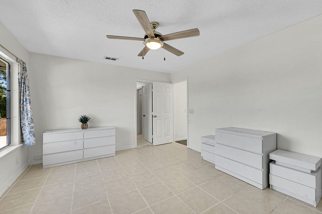 En Renta: $2,950 (3 camas, 2 baños, 1279 Pies cuadrados)