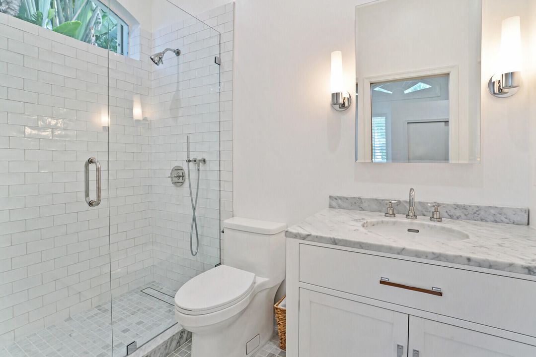 For Rent: $15,000 (3 beds, 2 baths, 2177 Square Feet)