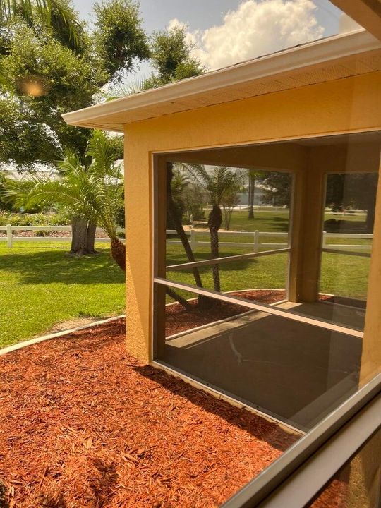 В аренду: $1,900 (3 спален, 2 ванн, 1212 Квадратных фут)