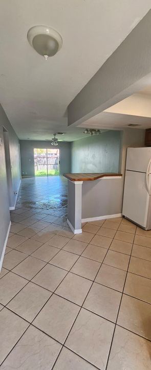 For Rent: $1,800 (2 beds, 2 baths, 1022 Square Feet)