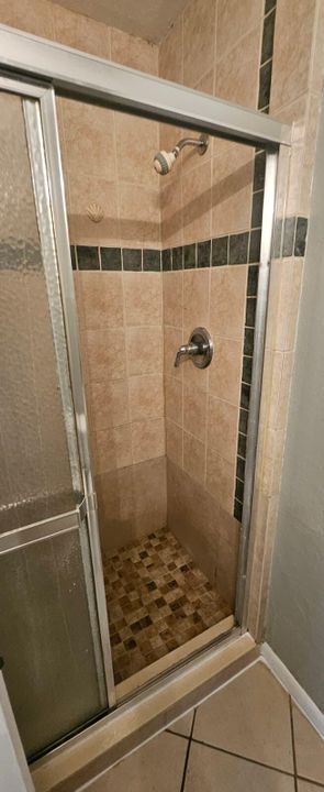 For Rent: $1,800 (2 beds, 2 baths, 1022 Square Feet)