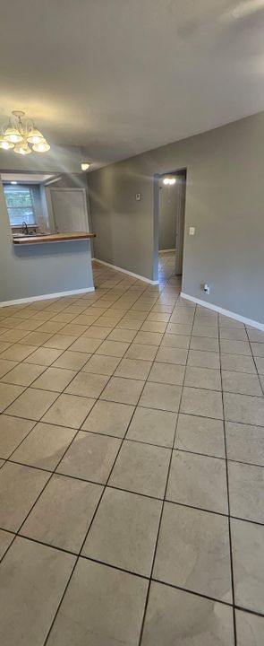 For Rent: $1,800 (2 beds, 2 baths, 1022 Square Feet)