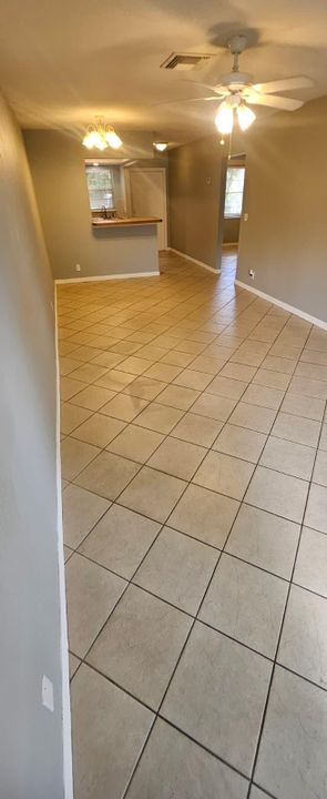 For Rent: $1,800 (2 beds, 2 baths, 1022 Square Feet)