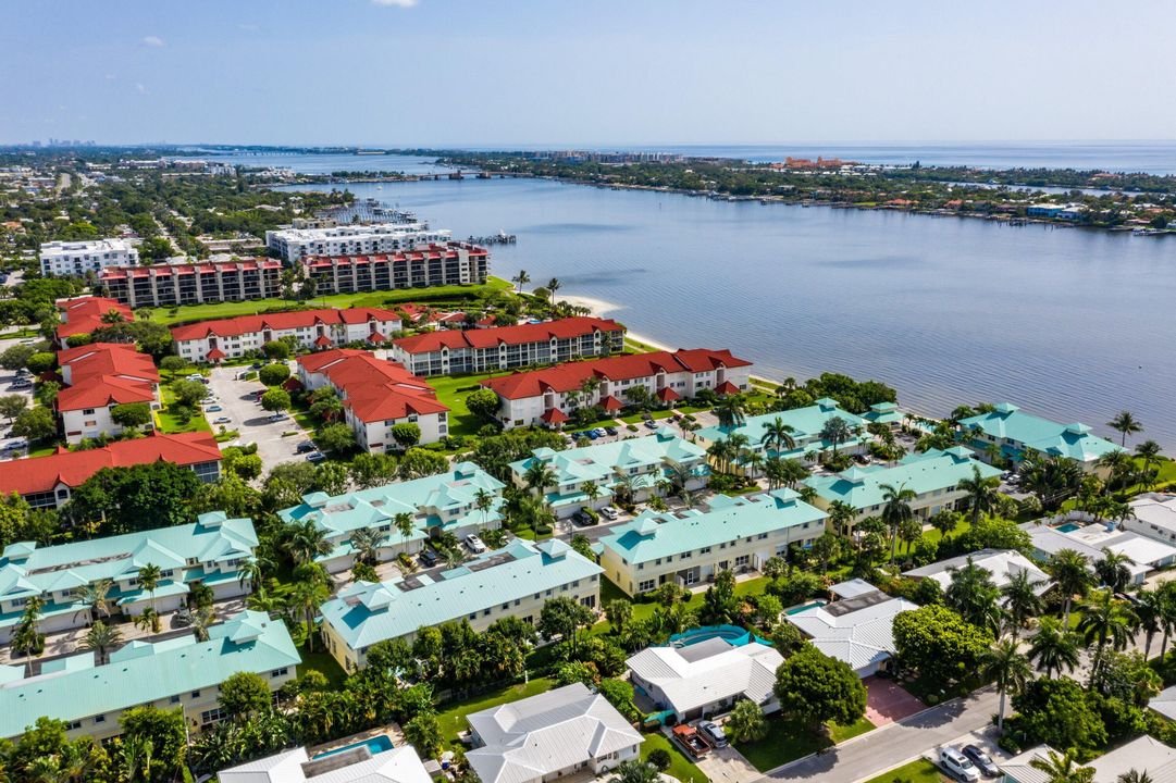 待售: $684,700 (3 贝兹, 2 浴室, 1770 平方英尺)