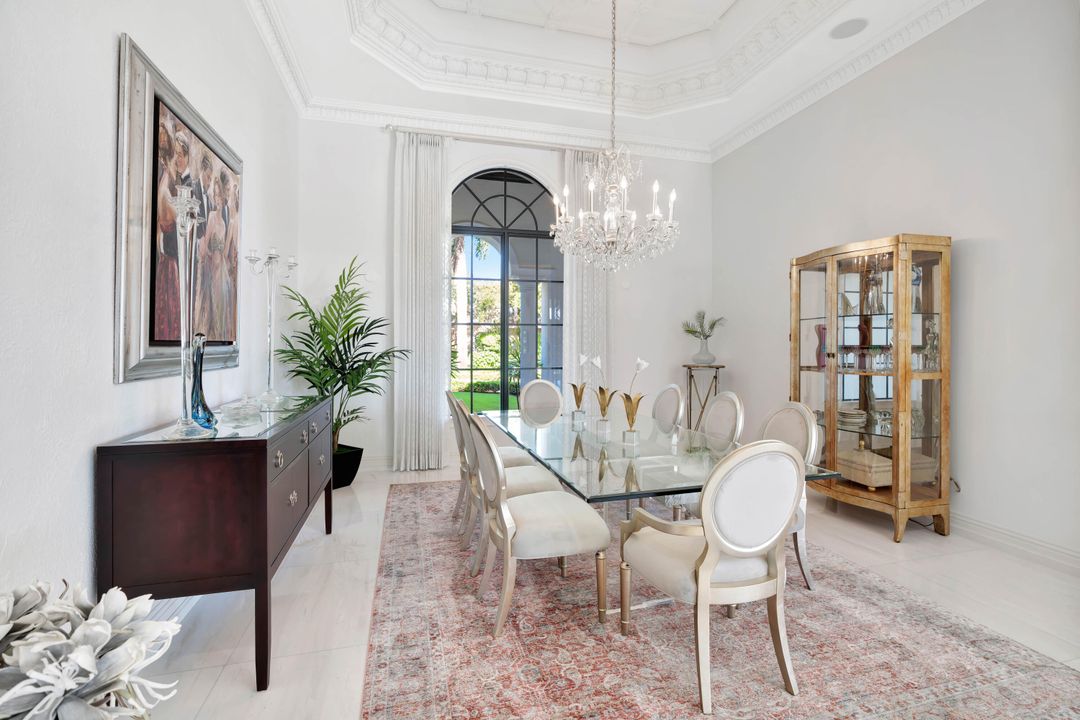 На продажу: $13,795,000 (5 спален, 7 ванн, 8254 Квадратных фут)