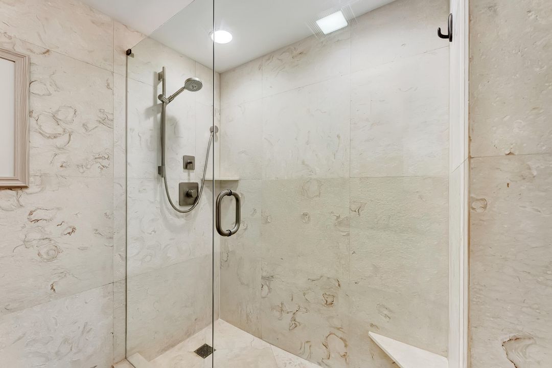 For Sale: $1,400,000 (3 beds, 2 baths, 2206 Square Feet)