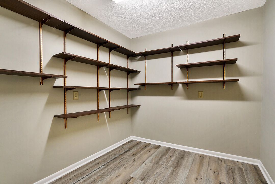 En Venta: $1,375,000 (0 camas, 0 baños, 1437 Pies cuadrados)