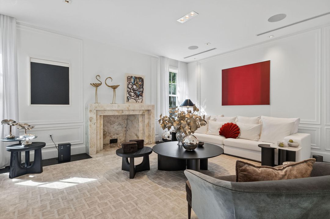 For Rent: $110,000 (5 beds, 5 baths, 4552 Square Feet)