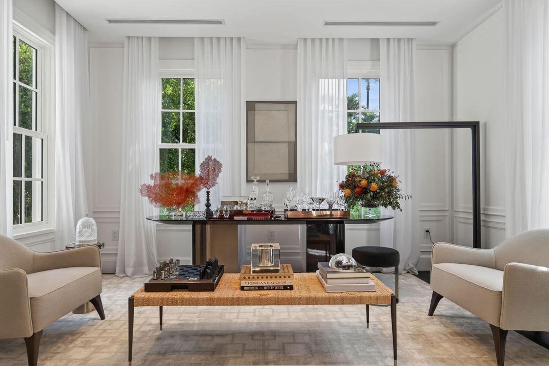 For Rent: $110,000 (5 beds, 5 baths, 4552 Square Feet)