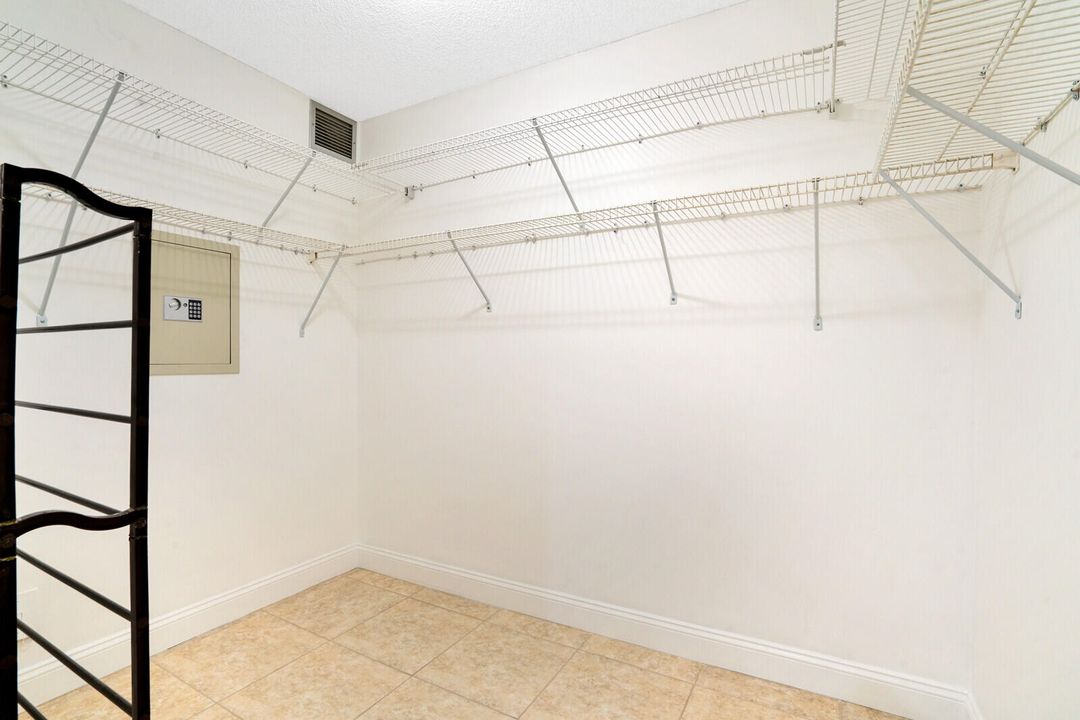 En Venta: $1,375,000 (0 camas, 0 baños, 1437 Pies cuadrados)