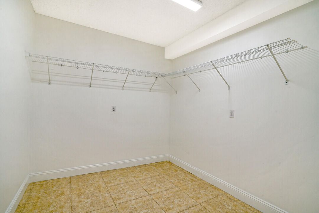 En Venta: $1,375,000 (0 camas, 0 baños, 1437 Pies cuadrados)