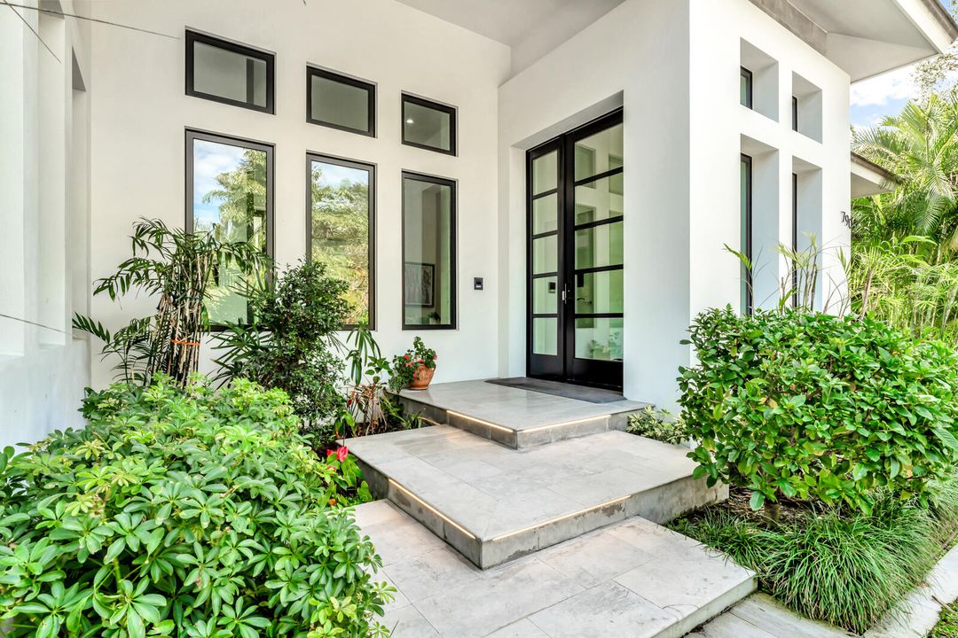 For Sale: $4,998,000 (3 beds, 4 baths, 3268 Square Feet)