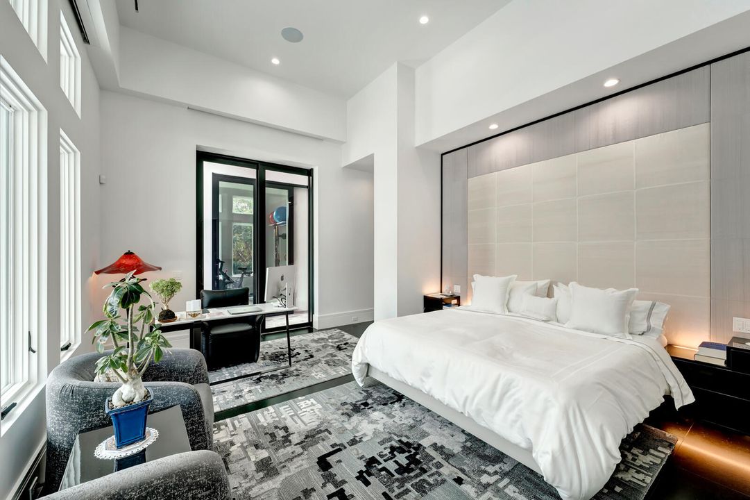 For Sale: $4,998,000 (3 beds, 4 baths, 3268 Square Feet)