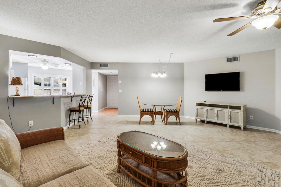 Activo con contrato: $222,500 (2 camas, 2 baños, 1506 Pies cuadrados)