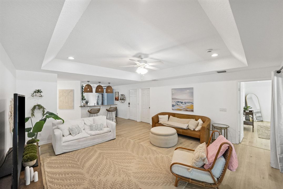 На продажу: $574,000 (3 спален, 2 ванн, 1887 Квадратных фут)