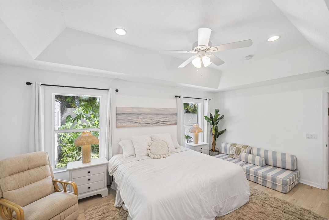 На продажу: $574,000 (3 спален, 2 ванн, 1887 Квадратных фут)