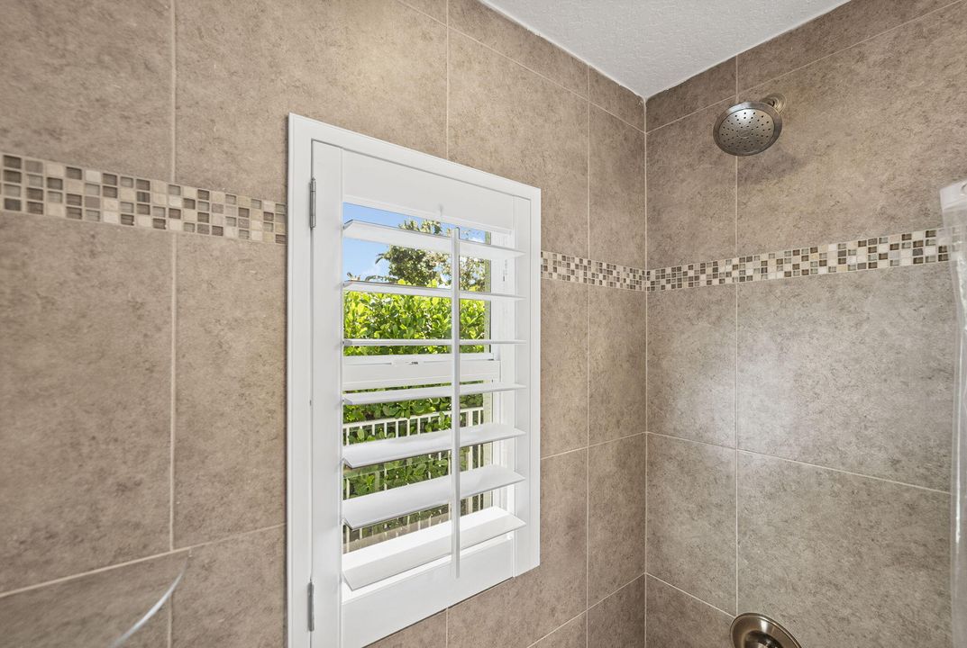 На продажу: $574,000 (3 спален, 2 ванн, 1887 Квадратных фут)