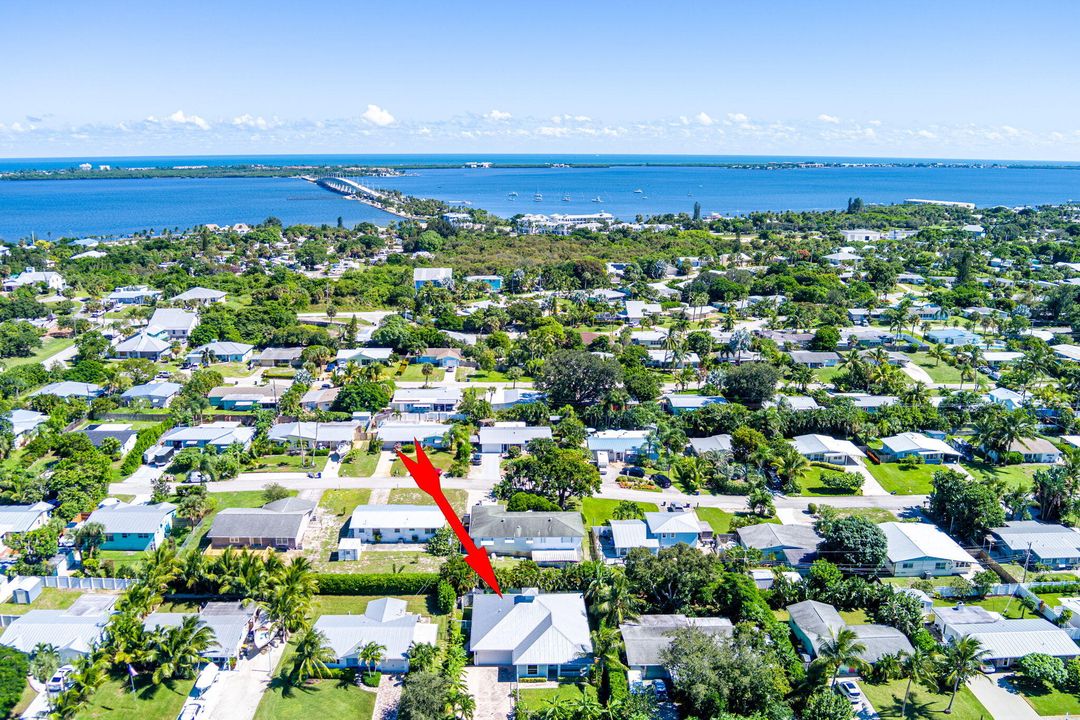 На продажу: $574,000 (3 спален, 2 ванн, 1887 Квадратных фут)