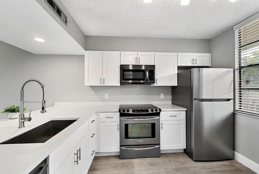 En Venta: $1,375,000 (0 camas, 0 baños, 1437 Pies cuadrados)