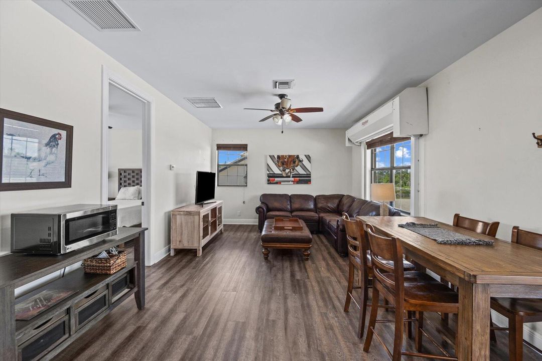 For Sale: $5,150,000 (8 beds, 7 baths, 3425 Square Feet)