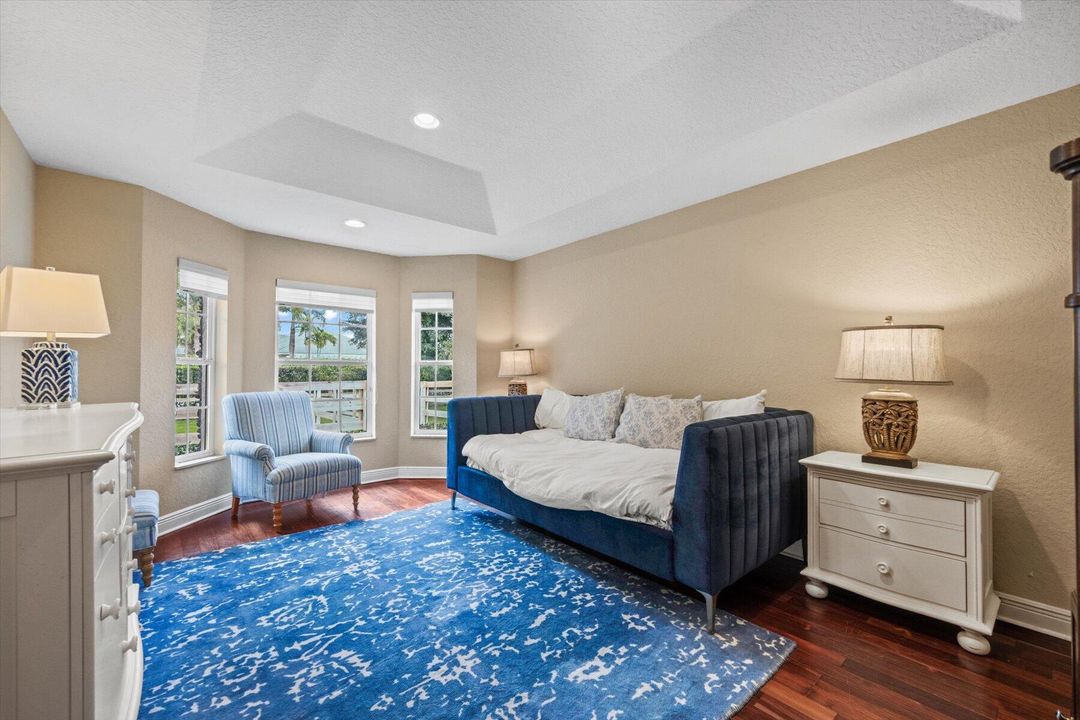 For Sale: $5,150,000 (8 beds, 7 baths, 3425 Square Feet)