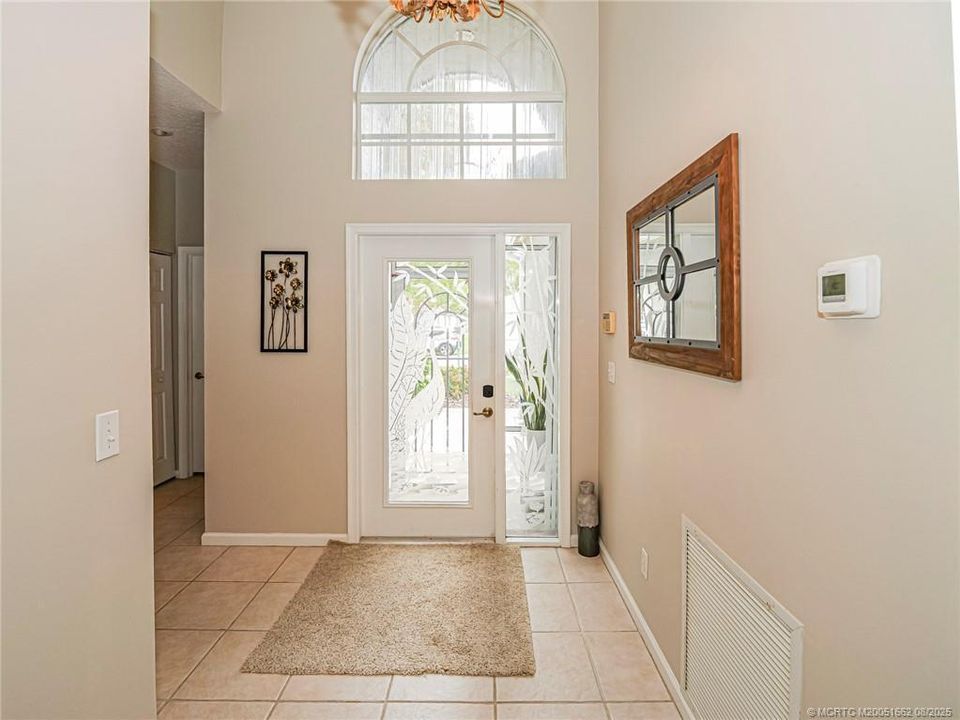 На продажу: $615,000 (3 спален, 2 ванн, 1863 Квадратных фут)