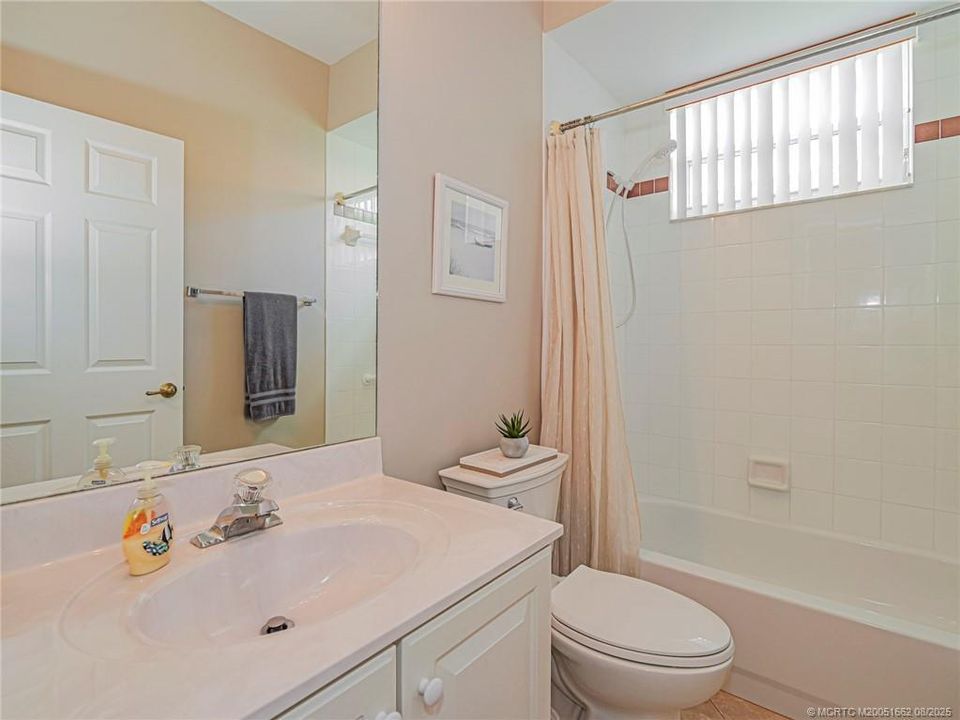 На продажу: $615,000 (3 спален, 2 ванн, 1863 Квадратных фут)