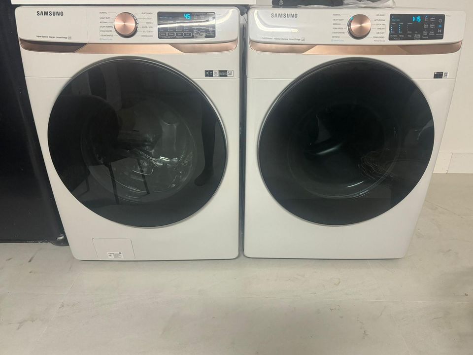 For Rent: $7,800 (3 beds, 2 baths, 1571 Square Feet)