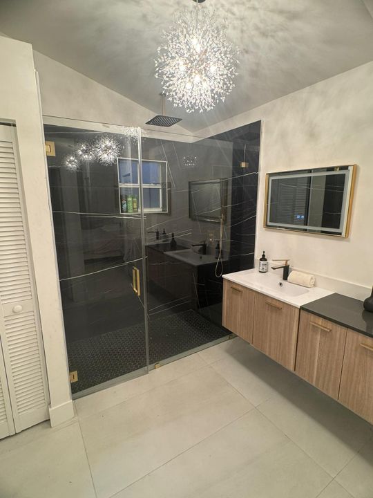 For Rent: $7,800 (3 beds, 2 baths, 1571 Square Feet)