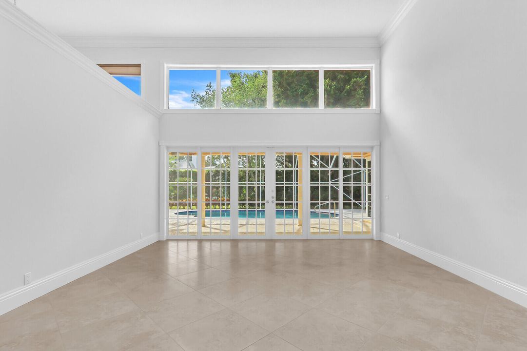 En Venta: $1,300,000 (4 camas, 3 baños, 3095 Pies cuadrados)