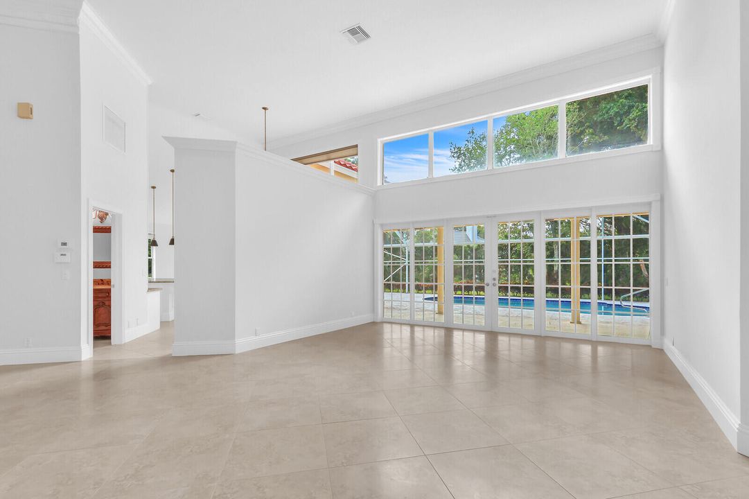 En Venta: $1,300,000 (4 camas, 3 baños, 3095 Pies cuadrados)