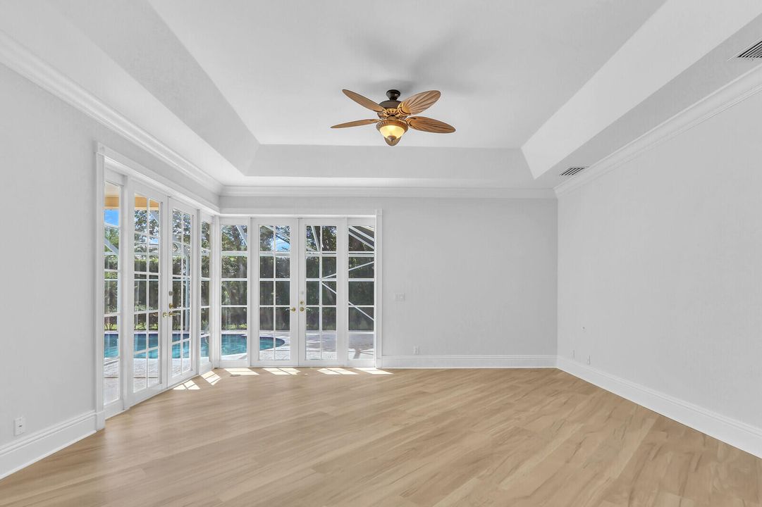 En Venta: $1,300,000 (4 camas, 3 baños, 3095 Pies cuadrados)